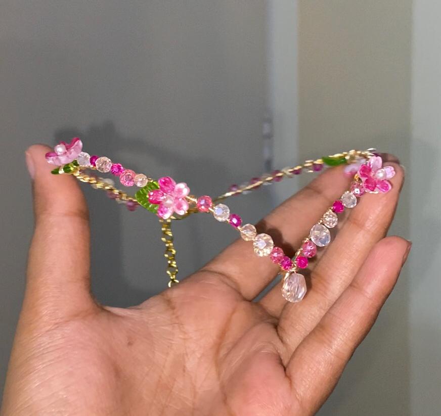Neck pieces